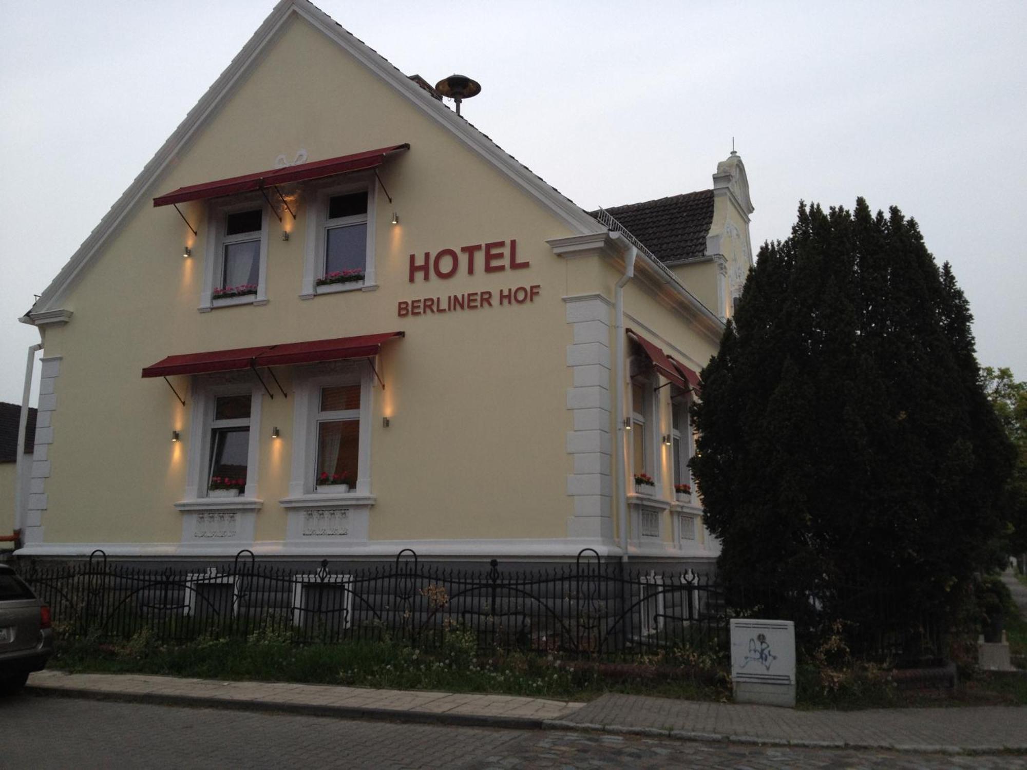 ホテル Berliner Hof Dallgow-Doeberitz エクステリア 写真